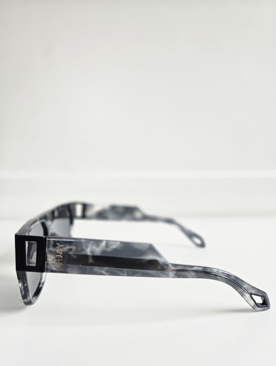 New Quay Australia x Saweetie Go Off Flat Top Polarized Shield Unisex Sunglasses main image 12